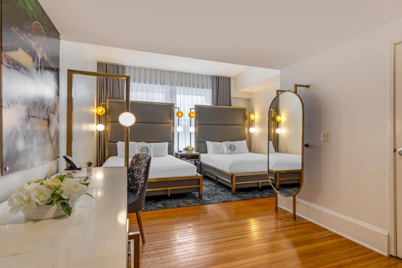 Hotel Gibbs Downtown Riverwalk 4*